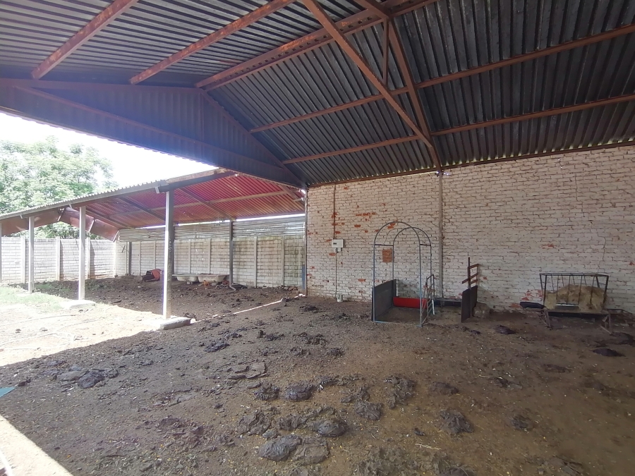 7 Bedroom Property for Sale in Stilfontein North West